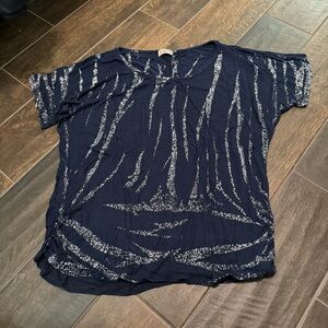 EUC Free Kisses Ruched Sparkly Blouse